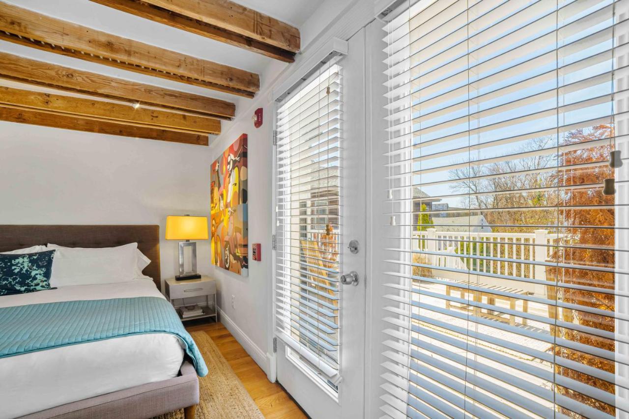 Zey Hotel Greenport Exterior photo